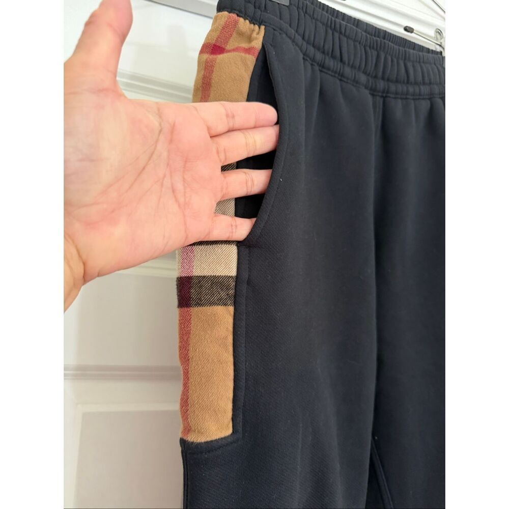 BURBERRY Stephan Side Check Sweatpant - Picture 8 of 13